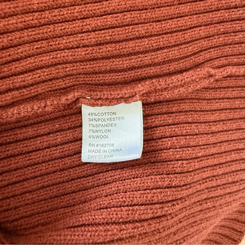 Toccin x RTR Rust Wrap Sweater - Picture 5 of 5